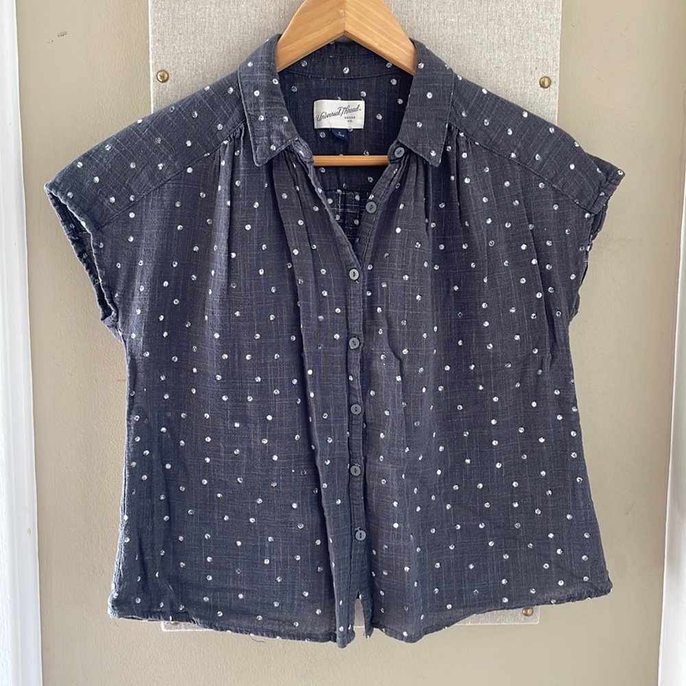 Target Universal Threat Top Gray White Polka Dots Small